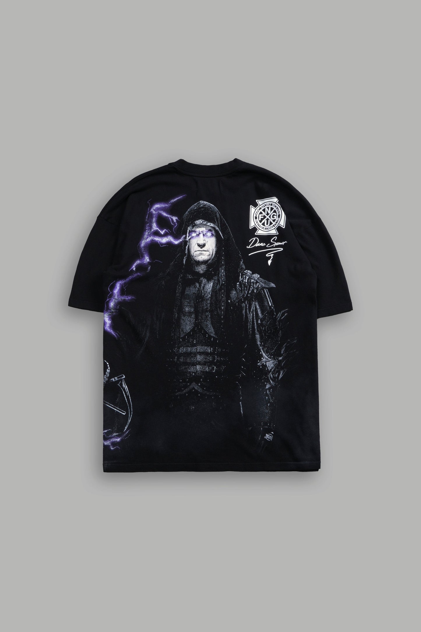 WWE Snake Eyes "Side By Side" Series Oversized Tee in Black