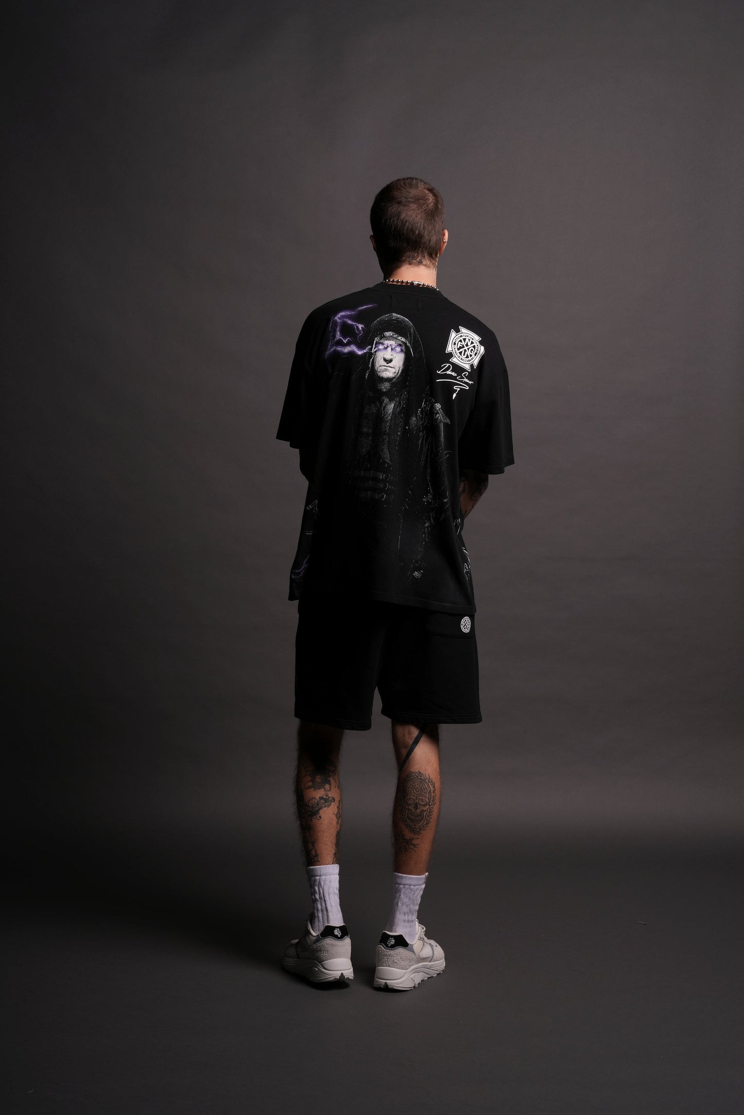 WWE Snake Eyes "Side By Side" Series Oversized Tee in Black