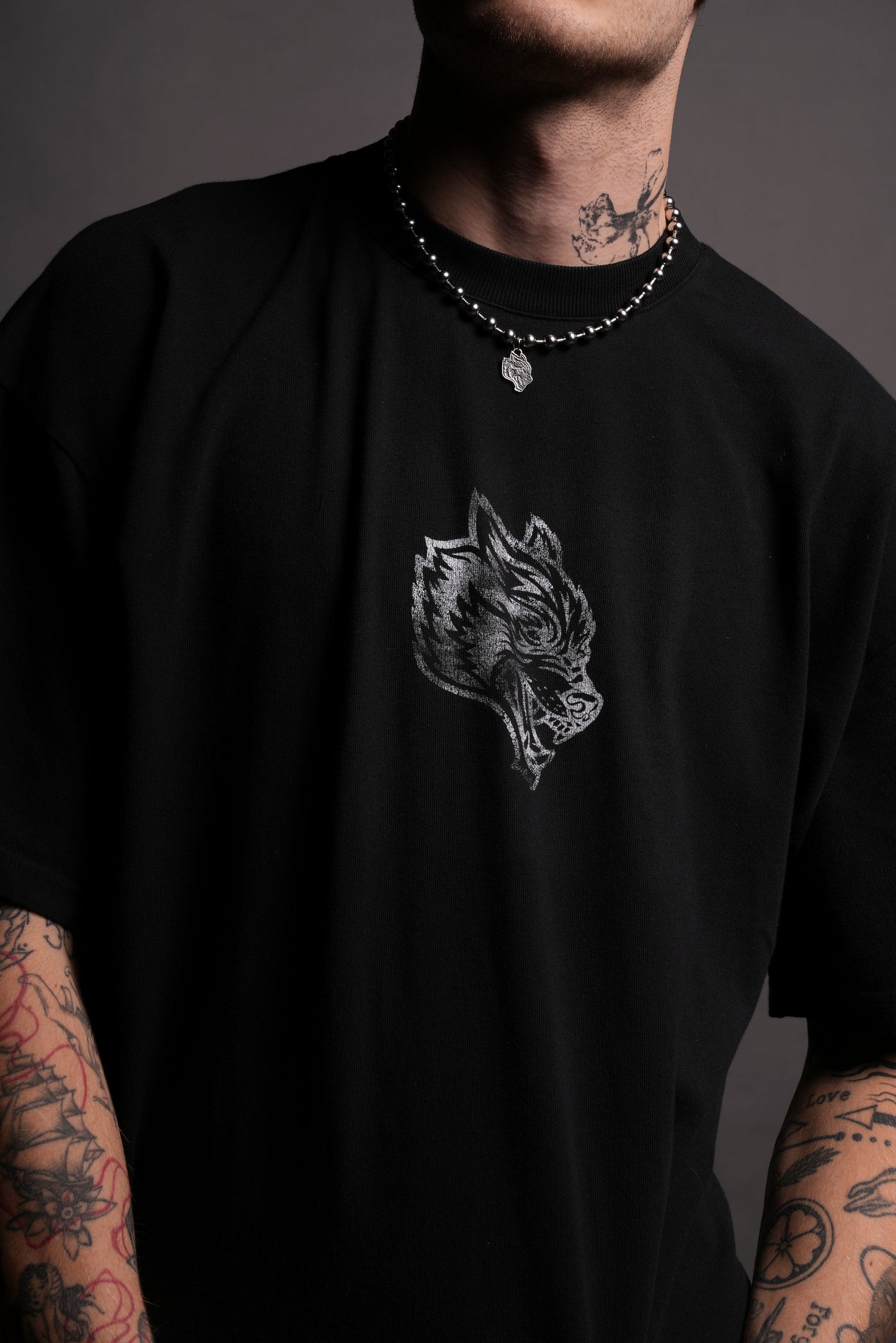 WWE Hell's Gate "Side By Side" Series Oversized Tee in Black