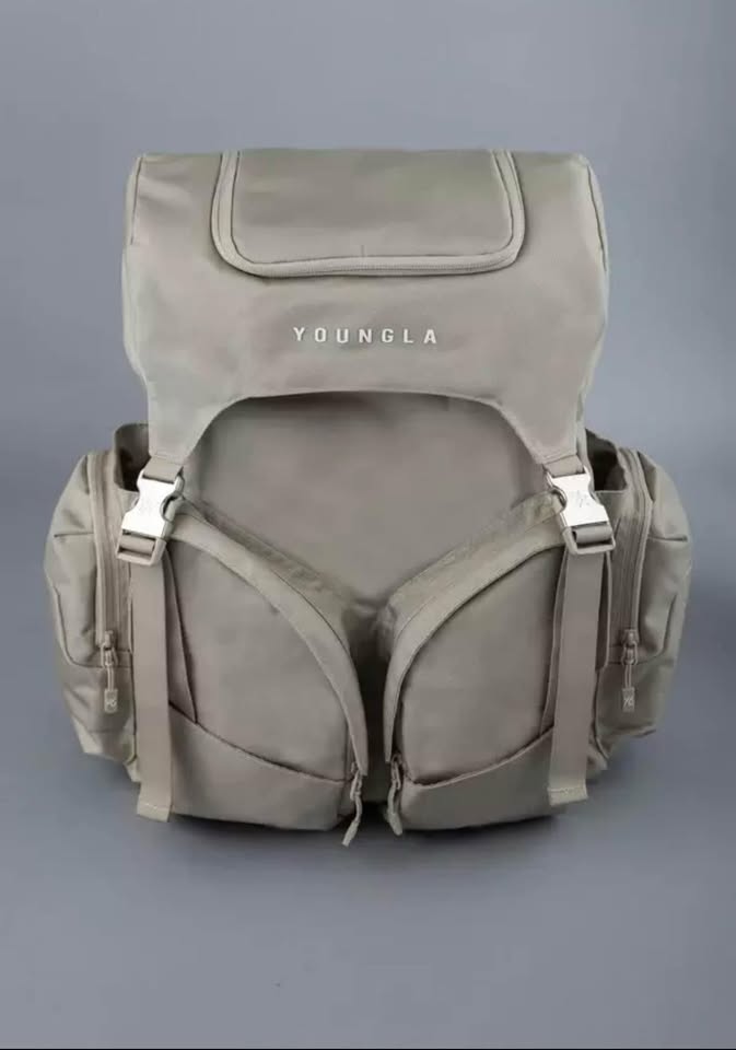 731 - Grand Tour Backpack