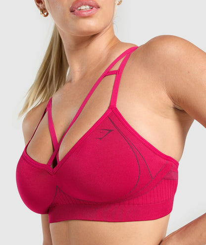 Apex Contrast Sports Bra