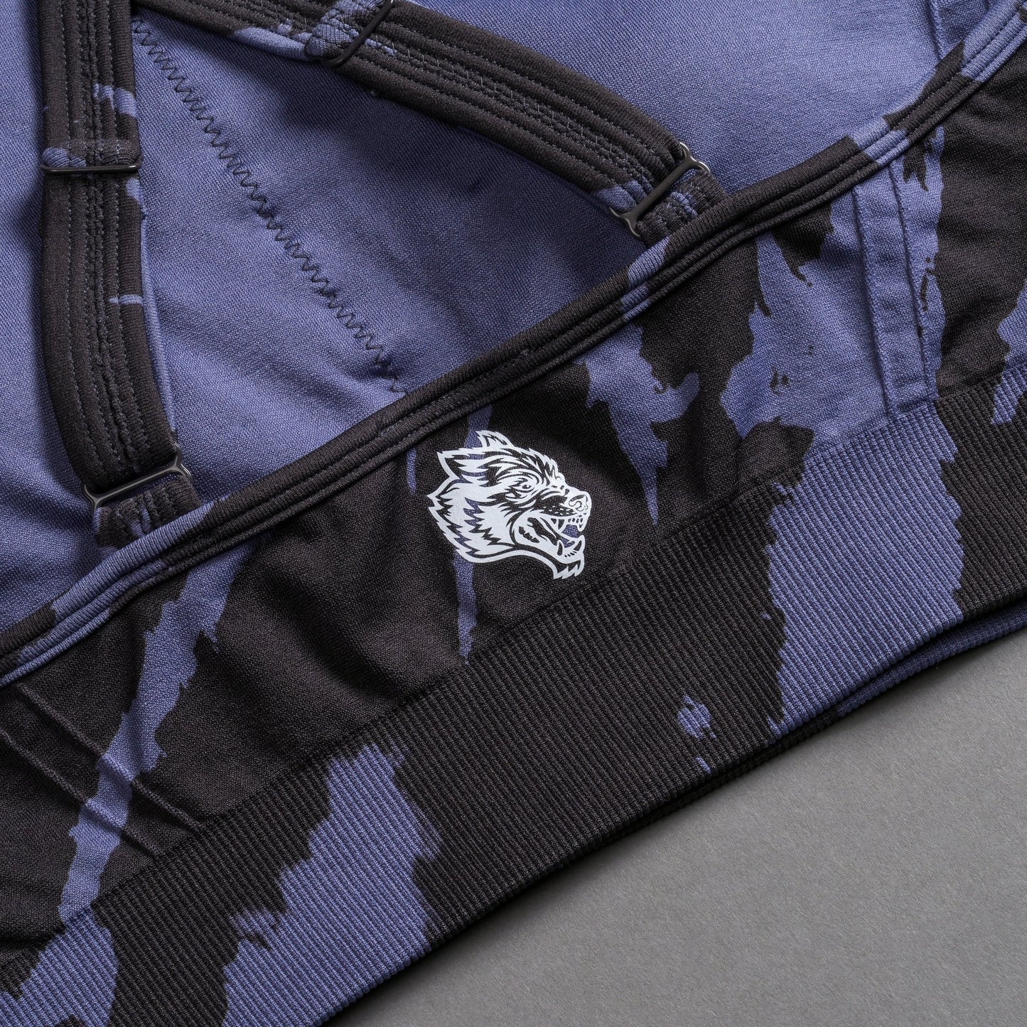 Chopper "Everson Seamless" High Neck Bra in Purple Stone Native Camo