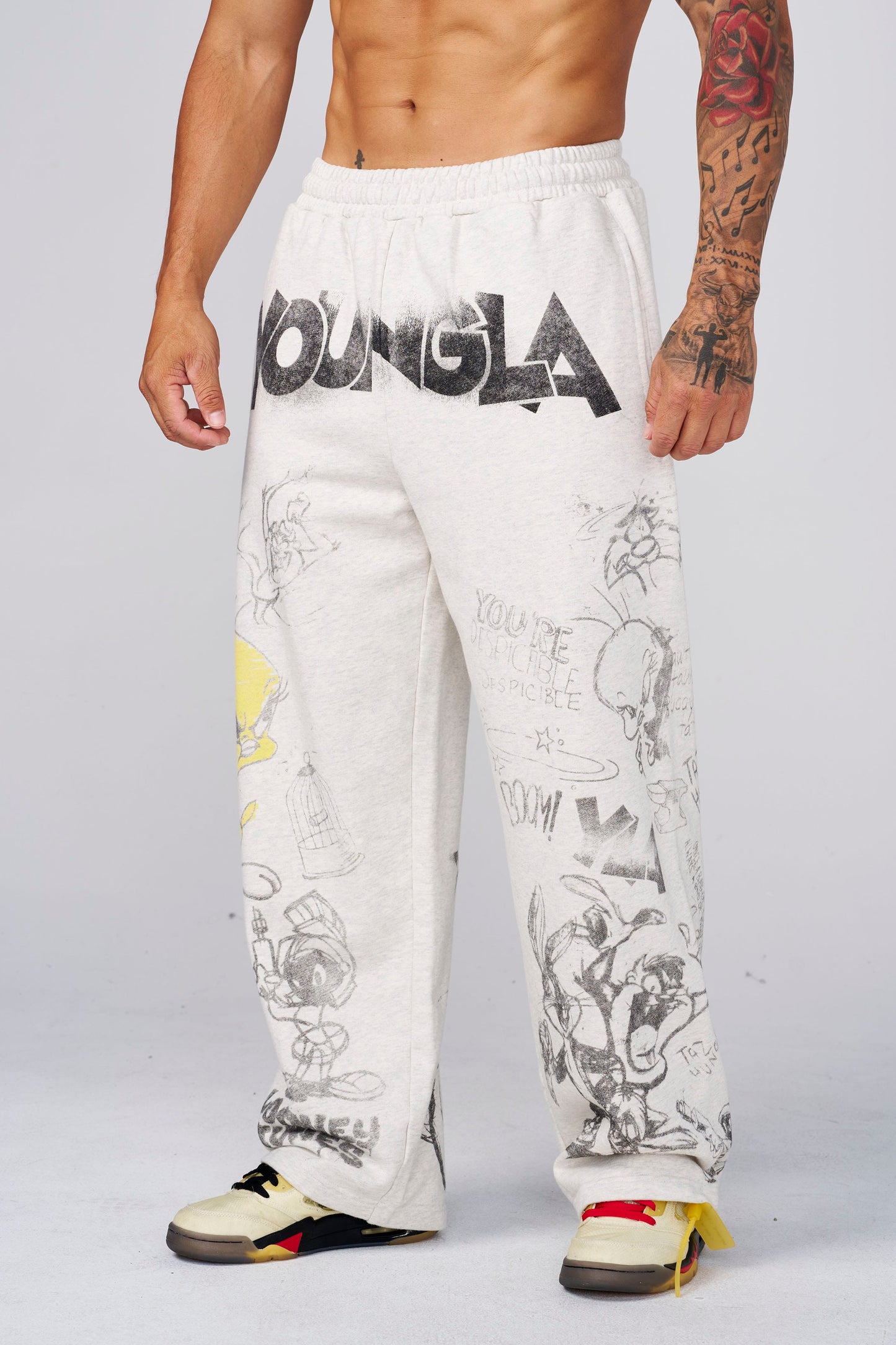 2183 - Looney Tunes Squad Sweats