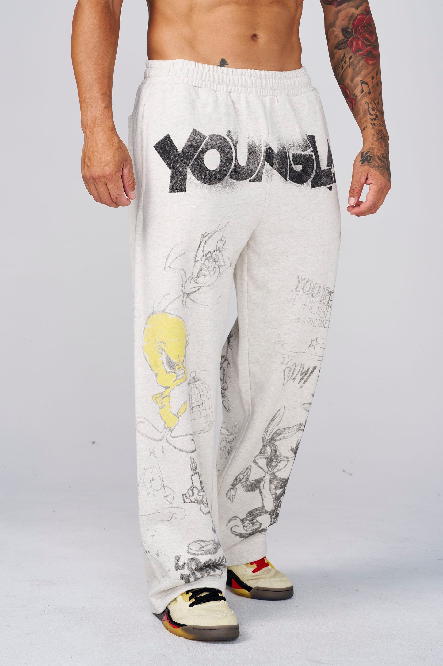 2183 - Looney Tunes Squad Sweats