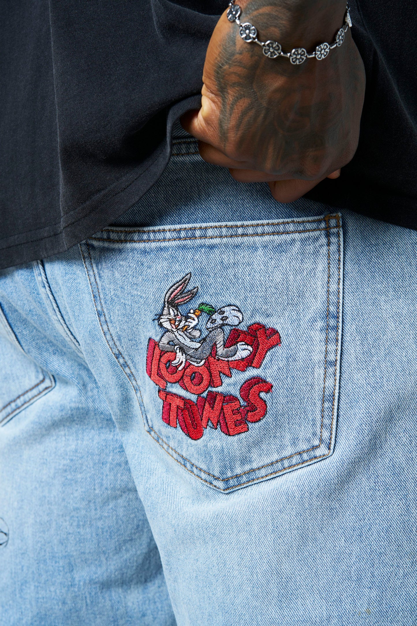 6035 - Looney Tunes Denim Jeans