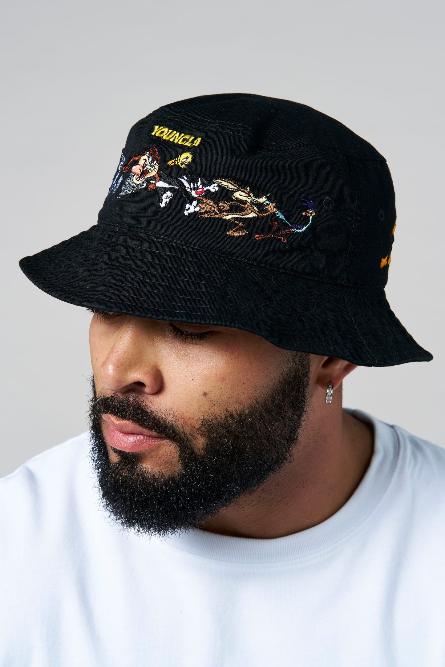 9093 - Looney Tunes Bucket Hat