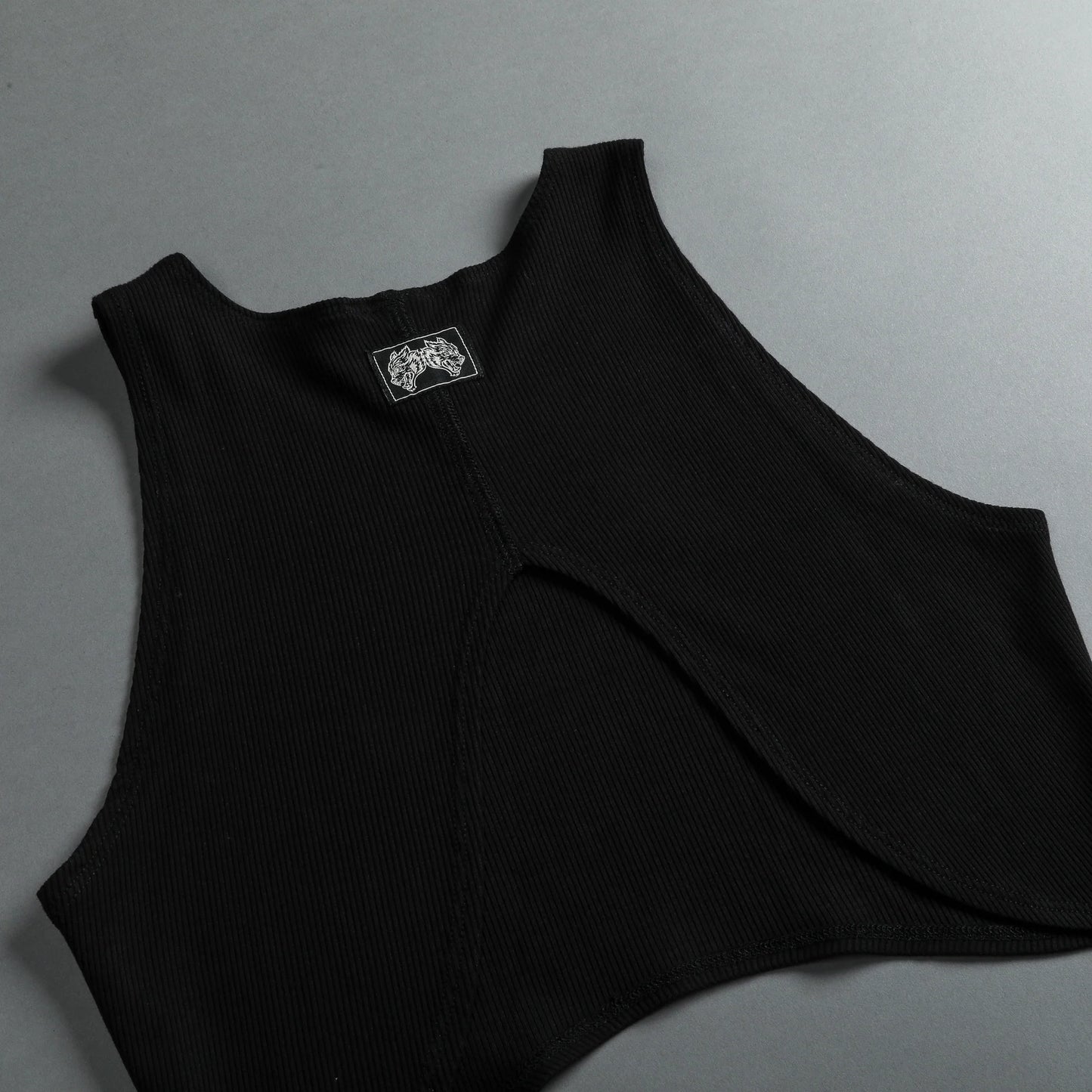 Hardcore V2 Nikita Curve Tank in Black