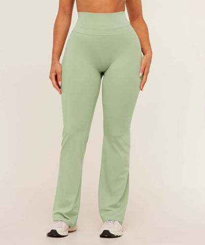 Regular Flared Legging